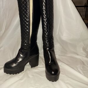 OVER-THE-KNEE WINTER BOOTS